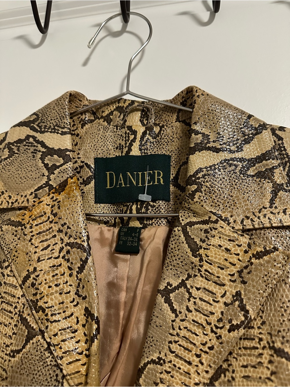 Danier Tan Snake-Print Leather Blazer - Picture 3 of 4